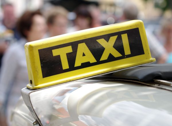 Taxify Gett Яндекс.Такси Uklon Uber Sony Яндекс Алису МТС